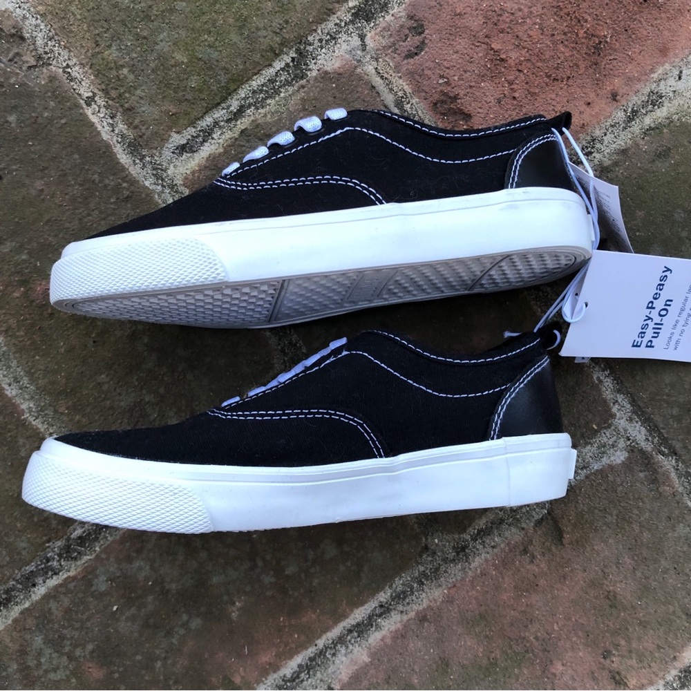 NWT Old Navy Black Canvas Slip-On Sneakers, Size Little Kid 12 - Picture 7 of 8